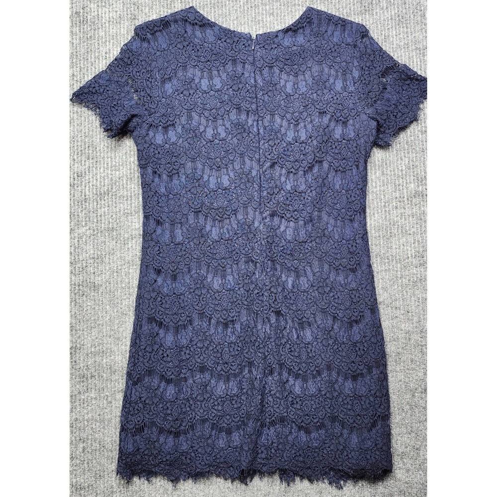 Lulus Navy Blue Lace Shift Dress Short Sleeve Eyelash Hem Size M Cocktail Party - Picture 9 of 9